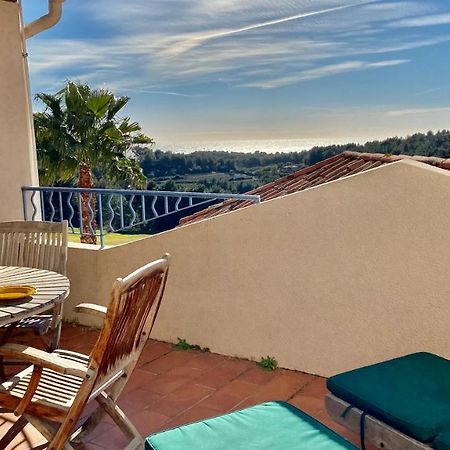 Hameau Des Amandiers-Vue Mer & Golf Saint-Cyr-sur-Mer Exterior foto