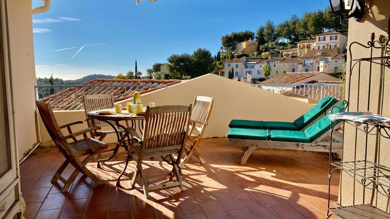 Hameau Des Amandiers-Vue Mer & Golf Saint-Cyr-sur-Mer Exterior foto