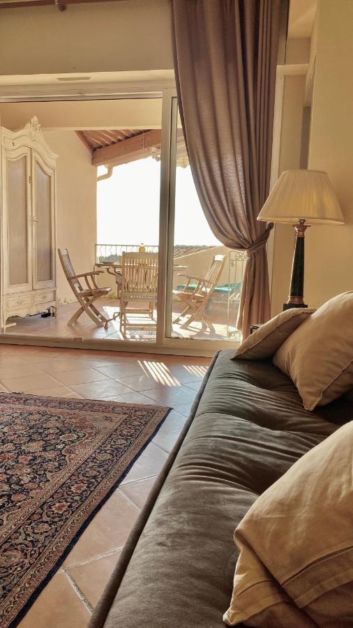 Hameau Des Amandiers-Vue Mer & Golf Saint-Cyr-sur-Mer Exterior foto