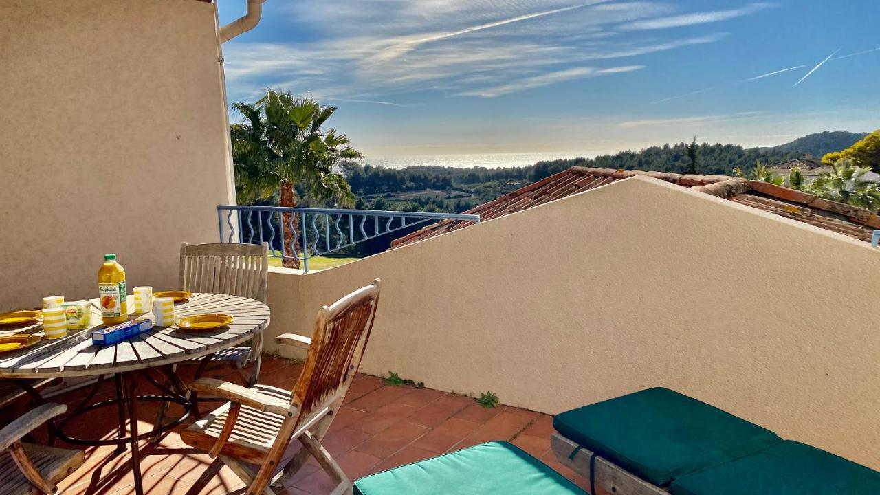Hameau Des Amandiers-Vue Mer & Golf Saint-Cyr-sur-Mer Exterior foto